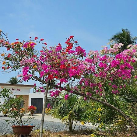 Nha Nghi Truc May Ben Tre Kültér fotó